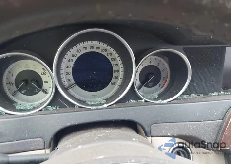 2012 Mercedes-Benz C 250 из США, поврежденный, VIN WDDGJ4HB0CF755536